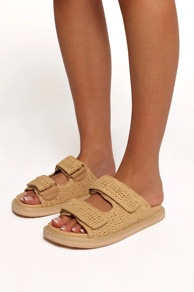 Women petalandpup Payo Slide 8211 Natural Raffia Natural Raffia Sandals