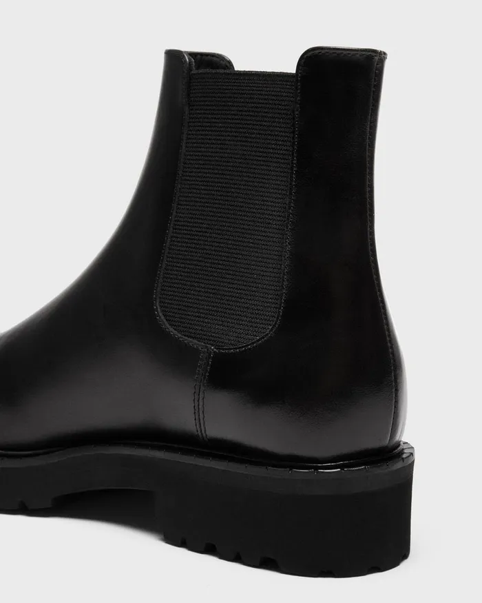 Women Shoes Theory Lug Chelsea Booties In Leather Black
