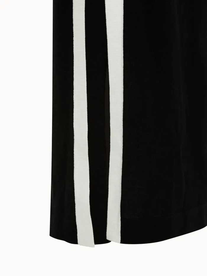 Wool Silk Sleeveless Midi Dress With Contrast Tape Detail Blackecru Women Akris Knitwear
